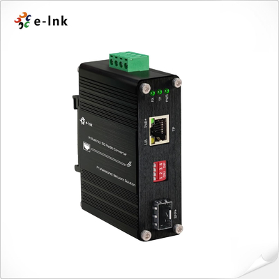 Mini Industrial 10G/5G/2.5G/1G/100M 802.3at zu 10GBASE-X SFP+ Medienwandler