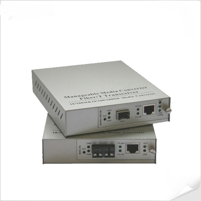 10/100/1000Base-T zu 1000Base-X SFP
Eins-zu-Eins-verwaltbarer Medienkonverter (IEEE802.3ah OAM-konform)