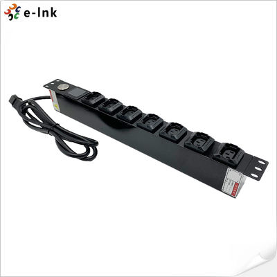 19 Zoll 1U 8 Port Metered PDU Built-in Leistungsmesser mit OLED-Display